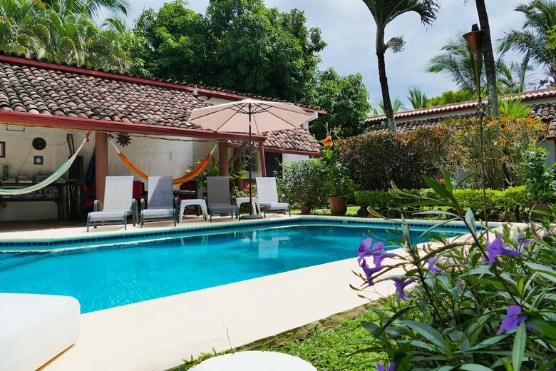 Villa Botero By Casa Mojito Bed And Breakfast