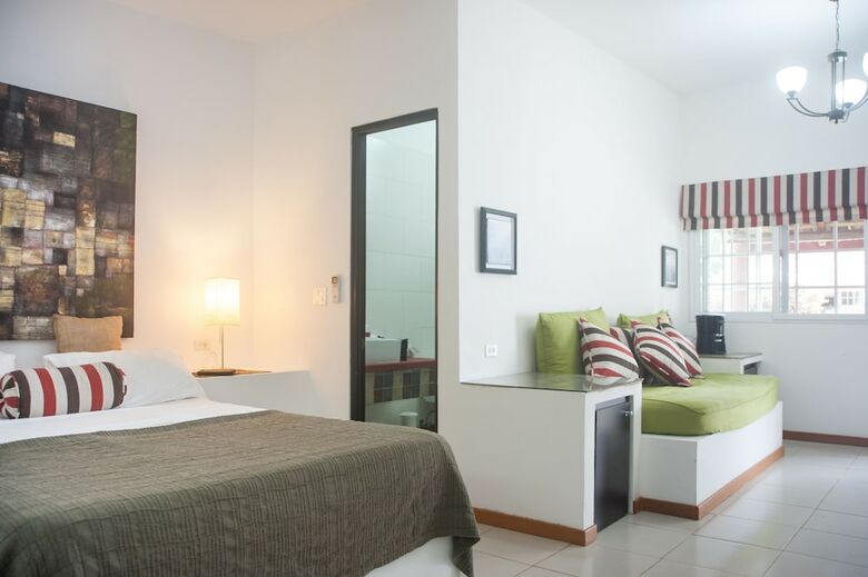 Villa Botero By Casa Mojito Bed And Breakfast