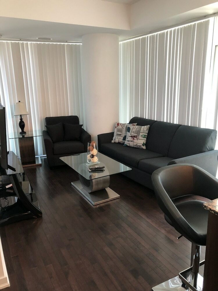 The Corporate Suites - Ice Condos