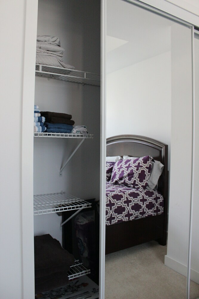 The Corporate Suites - Ice Condos