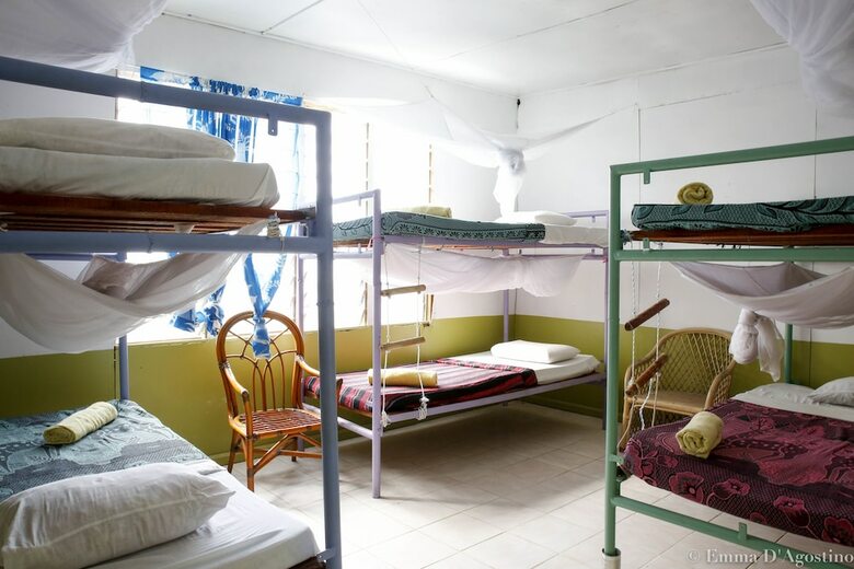 Hostal Vatia Beach Eco Lodge