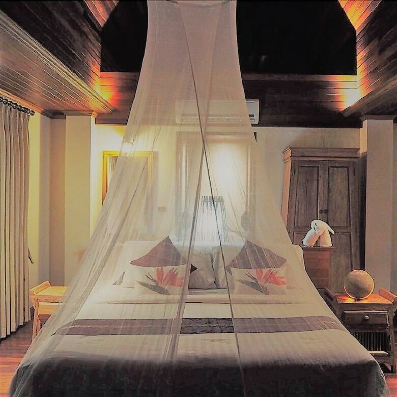 Hotel Chivapuri Beach Resort