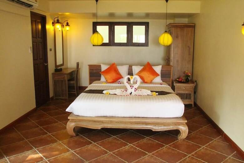 Hotel Chivapuri Beach Resort
