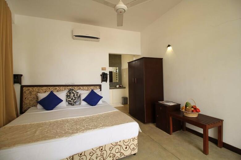 Rock Fort Hotel