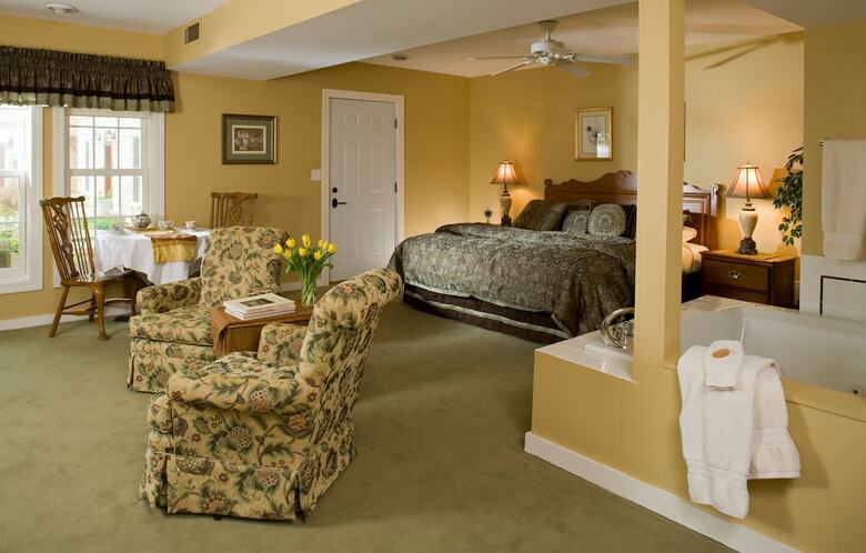 Bed & Breakfast Goldmoor Inn