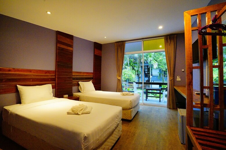 Hotel Apple Beachfront Resort