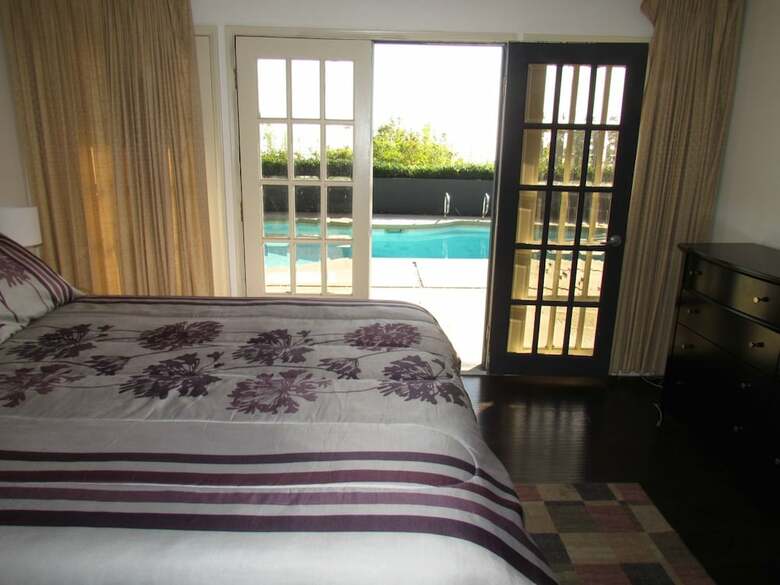 4 Bedroom Celebrity House With Pool & City View
