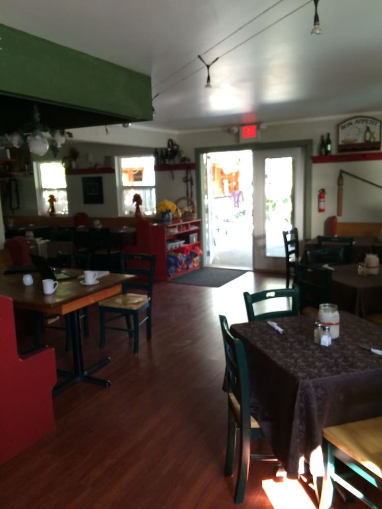 Bed & Breakfast Crowsnest Vineyards Guesthouse