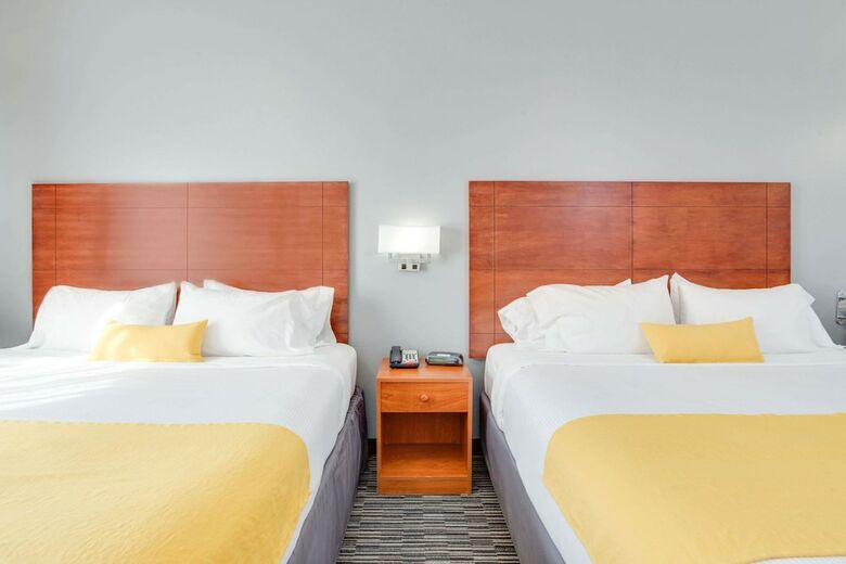 Hotel Ramada By Wyndham Marina