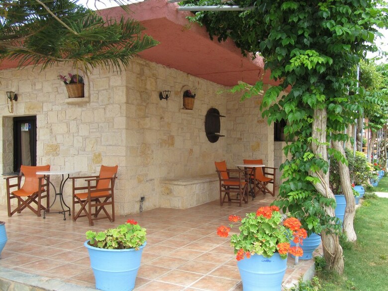 Aparthotel Kri Kri Village