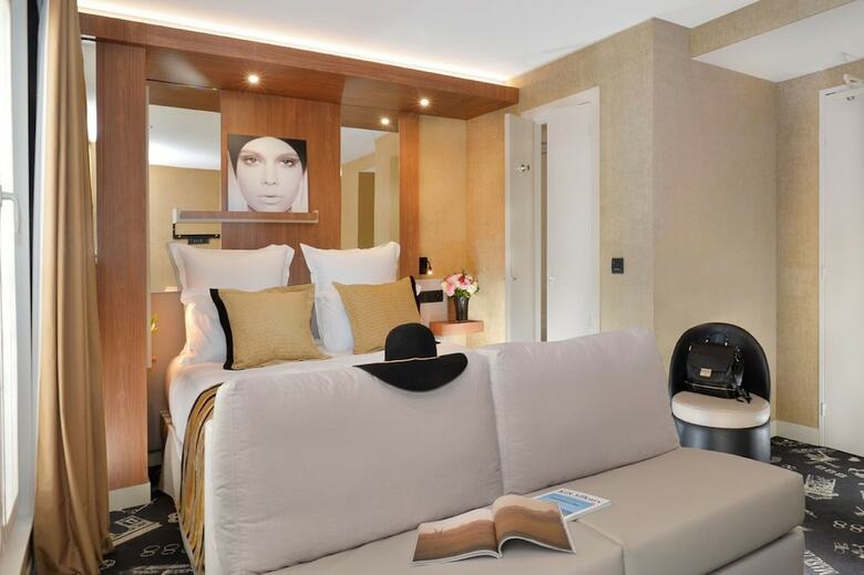 Hotel Le 18 Paris