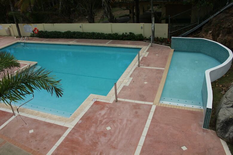 Hotel Lucia Beach