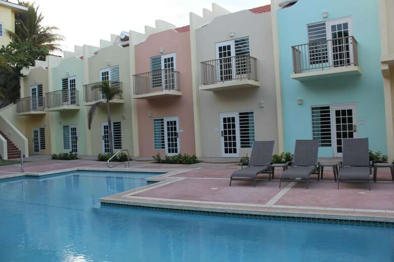Hotel Lucia Beach