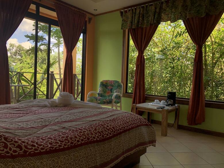 Posada Arenal Garden Lodge