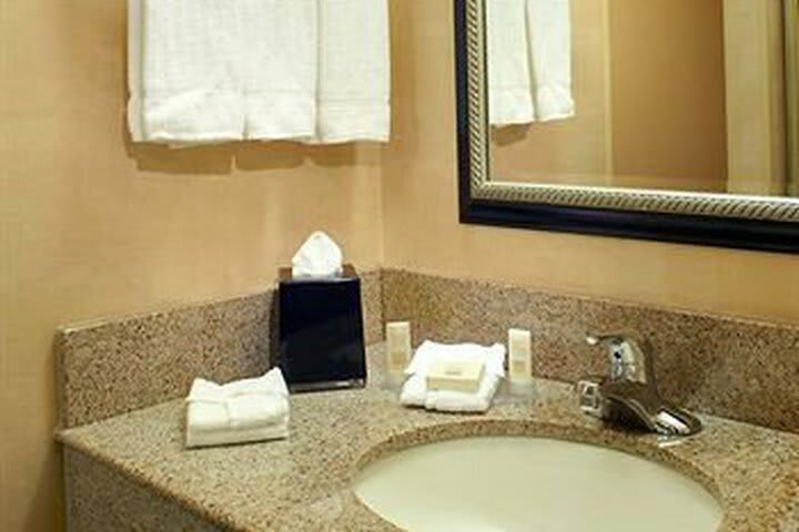 Hotel Courtyard By Marriott Lexington North