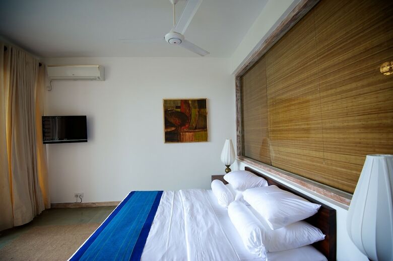 Hotel Roman Beach