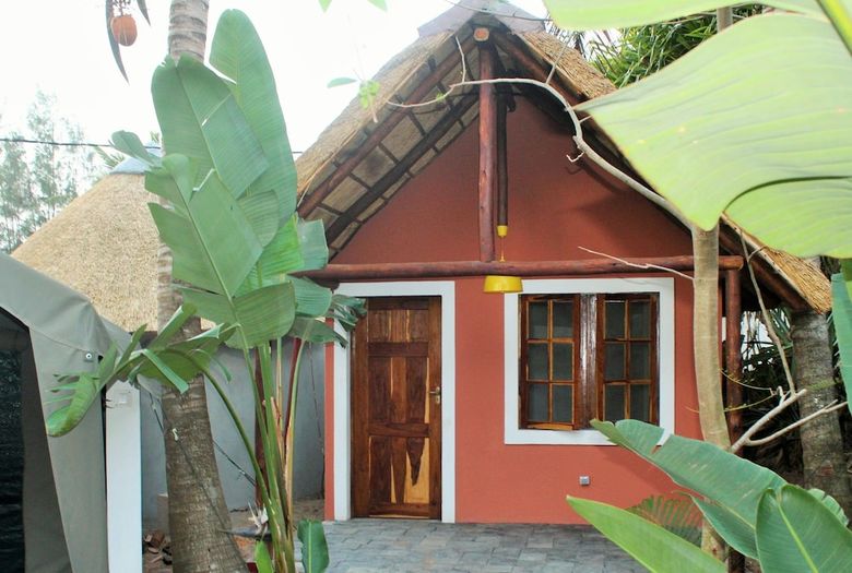 Devocean Resorts