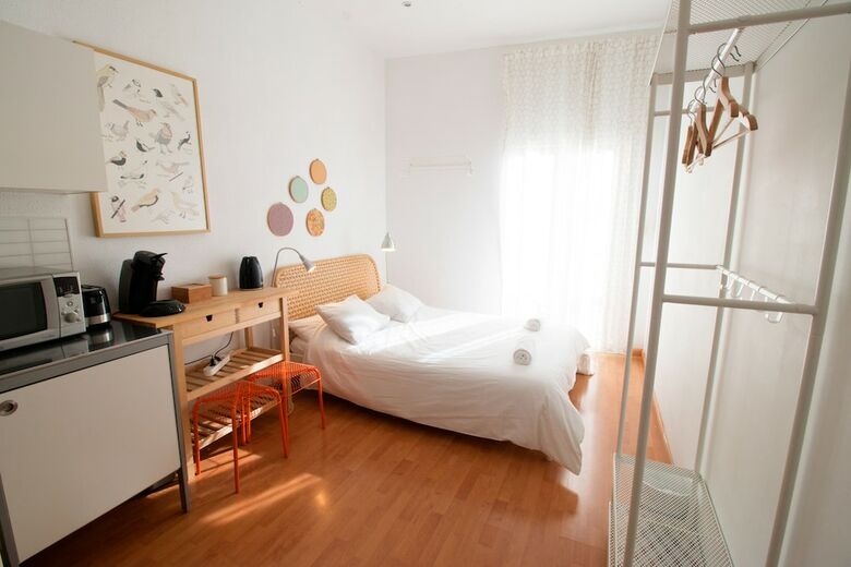 Hotel Bed And Beach Barcelona