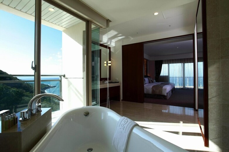 Hotel H Resort