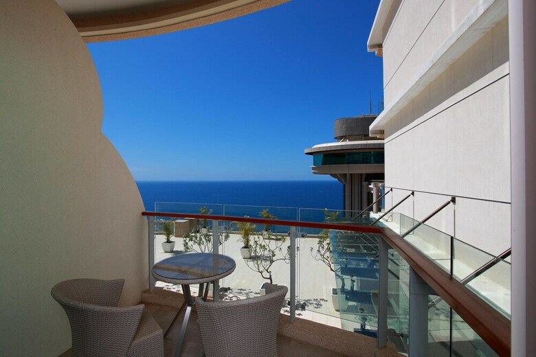 Hotel H Resort