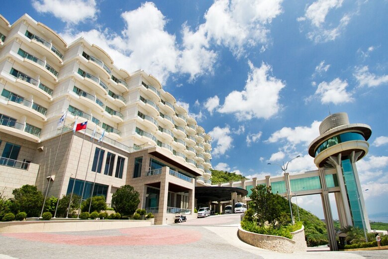 Hotel H Resort