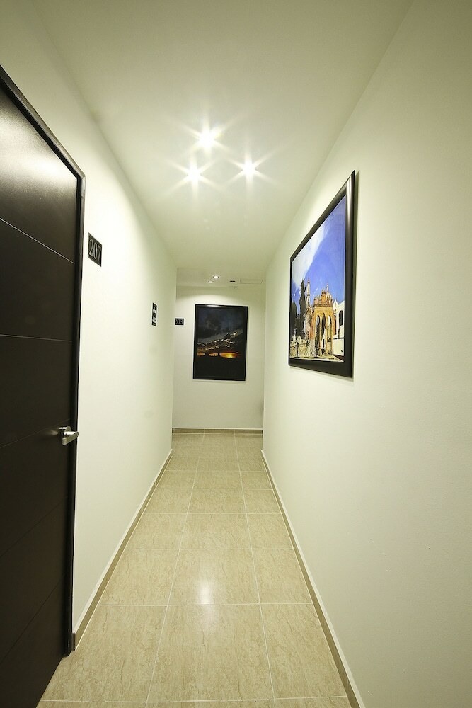 Hotel First Inn