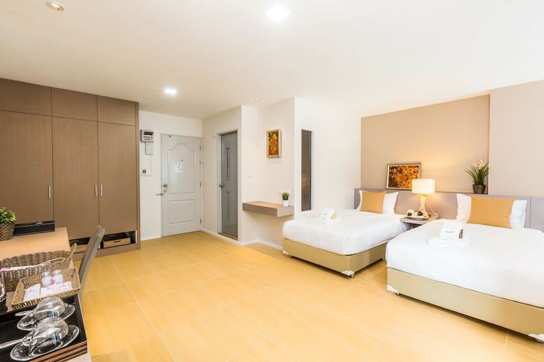 Hotel Baron Residence Bangkok