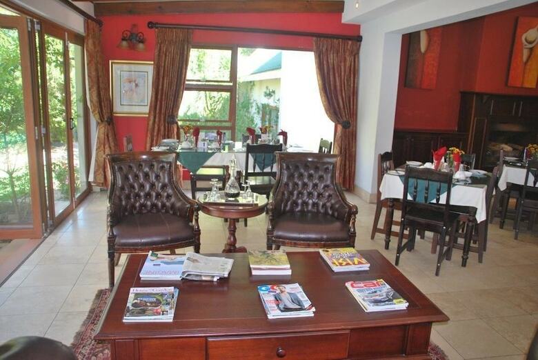 Hotel Sunninghill Guest Lodge