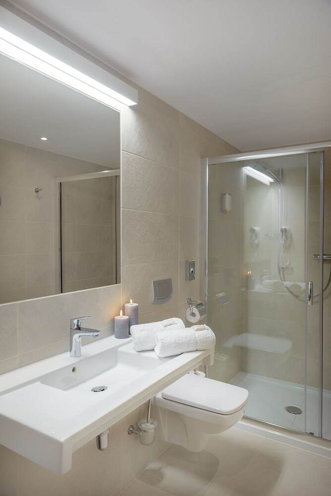 Molo Hotel