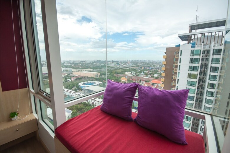 Aparthotel Implace Impact @ Msociety Condo