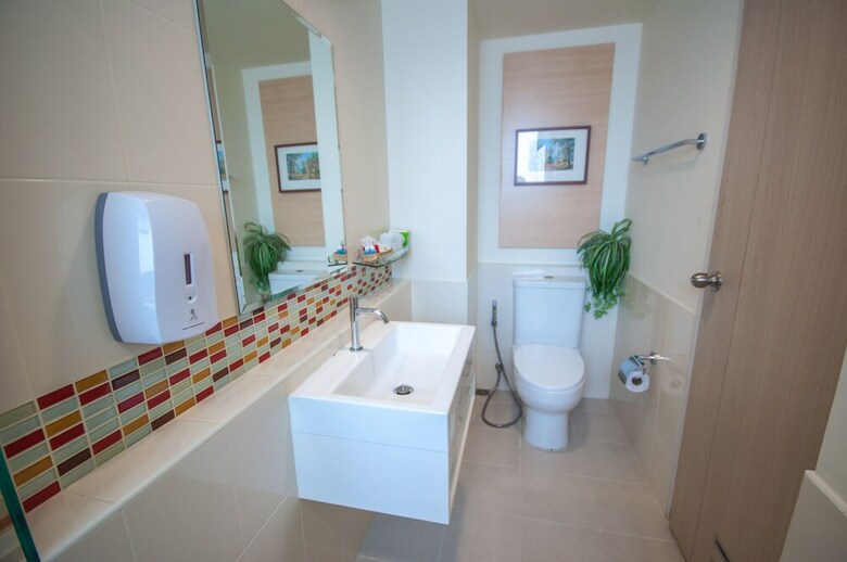 Aparthotel Implace Impact @ Msociety Condo