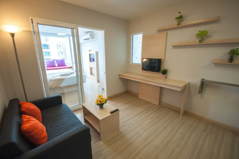 Aparthotel Implace Impact @ Msociety Condo