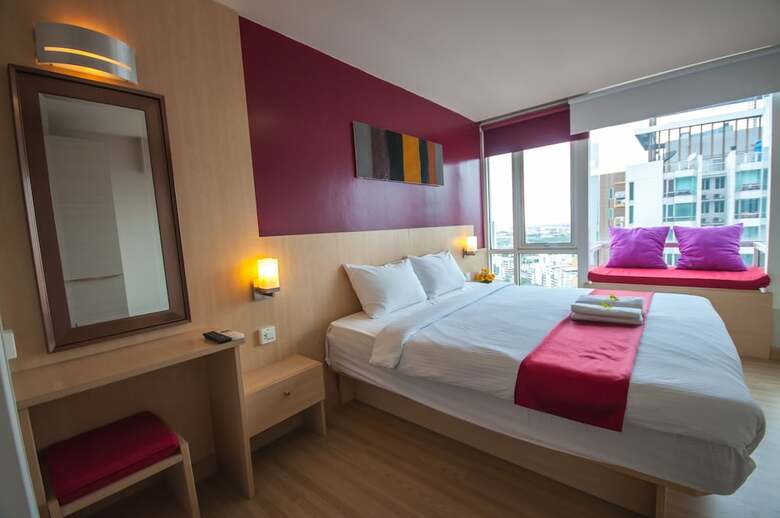 Aparthotel Implace Impact @ Msociety Condo