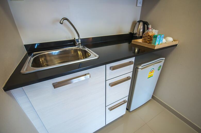 Aparthotel Implace Impact @ Msociety Condo