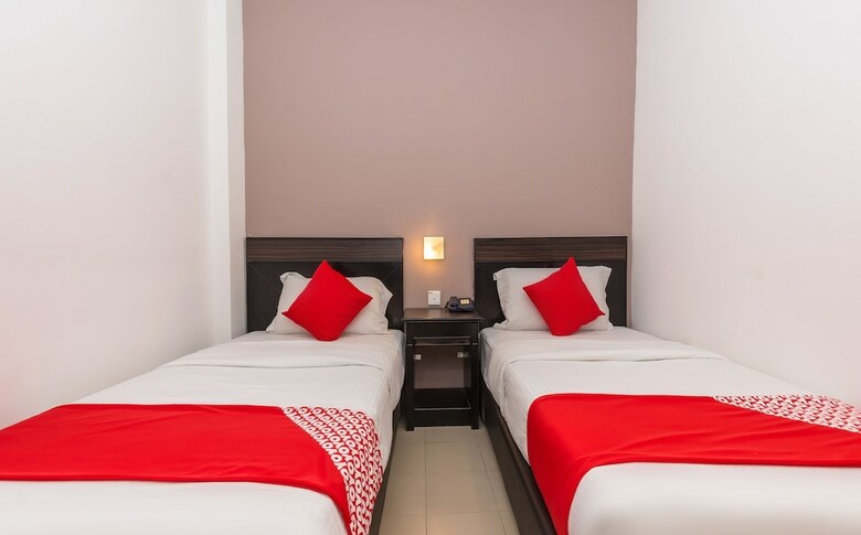 Hotel Oyo 667 Semabok Inn