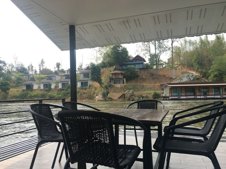 Apartamento Riverside Hill Resort & Restaurant