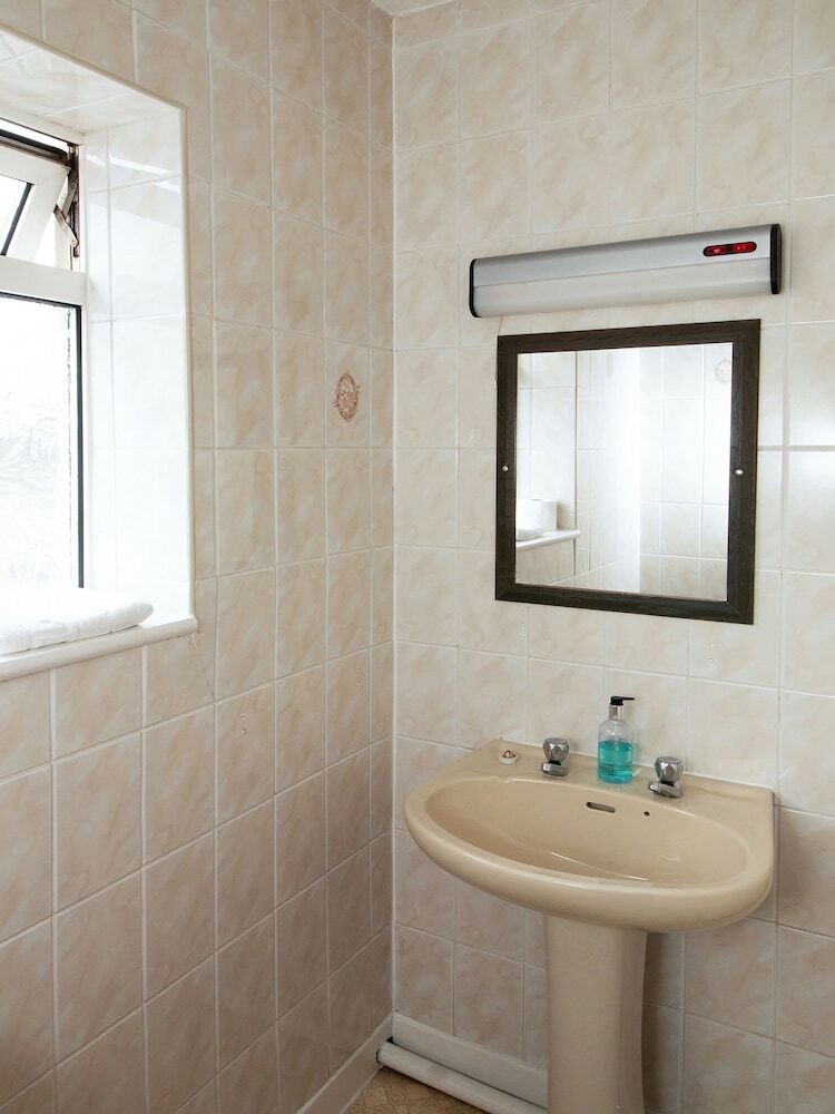 Hotel Oyo Cardiff Central