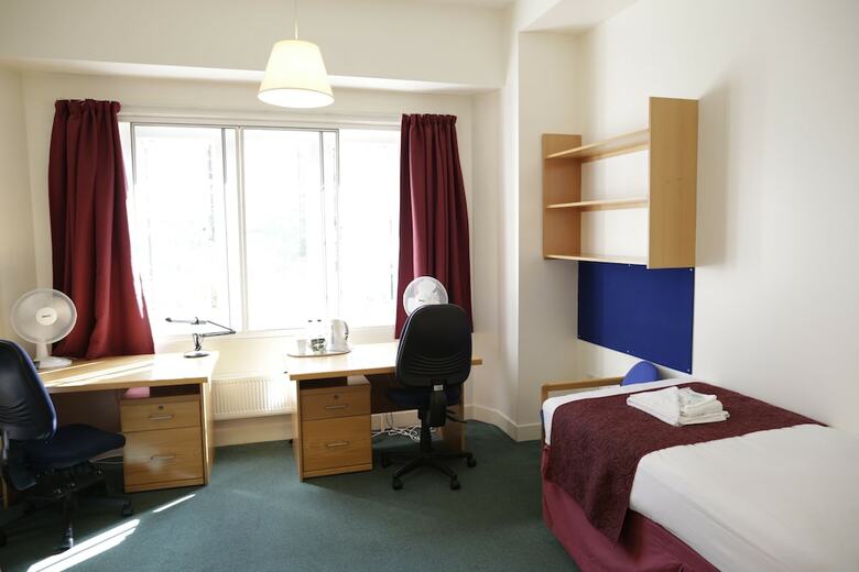 Hostal Beit Hall (campus Accommodation)