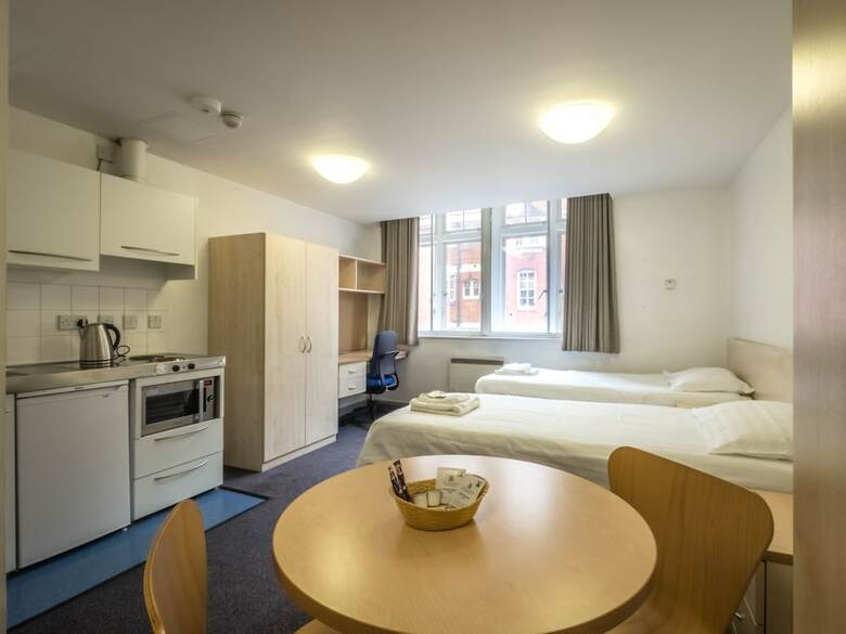Hostal Lse Grosvenor House