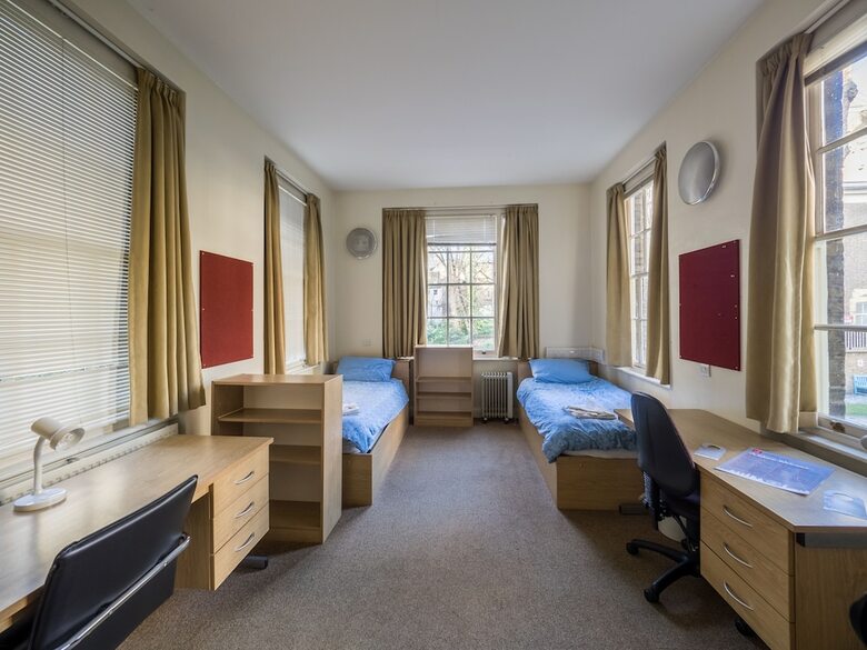 Hostal Lse Passfield Hall
