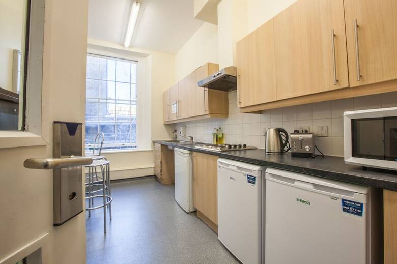Hostal Lse Passfield Hall