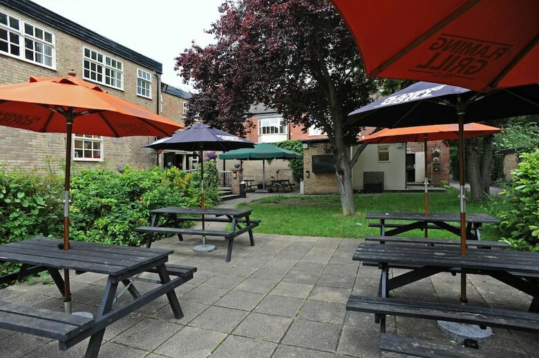 Posada Old Grey Mare Hotel By Greene King Inns