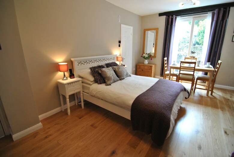 Bed & Breakfast Alma House