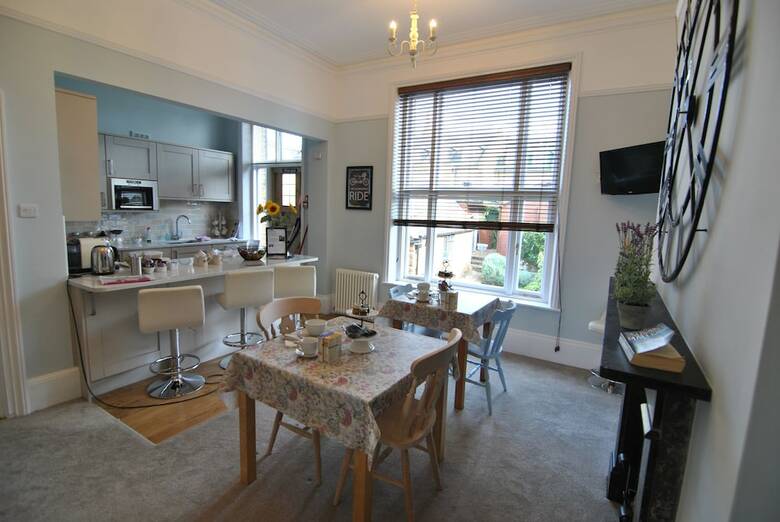 Bed & Breakfast Alma House