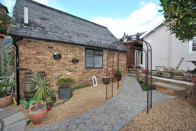 Bed & Breakfast Alma House