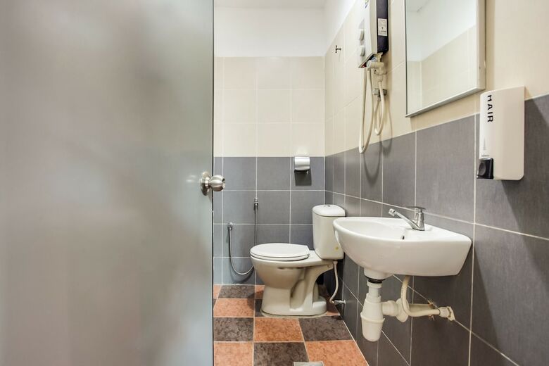 Oyo 89427 Kavanas Hotel Taiping