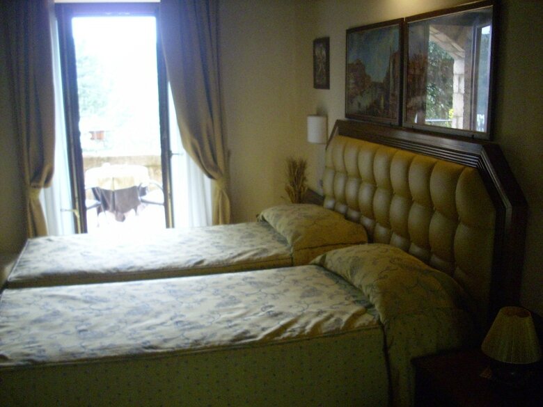 B&B Chiara E Benedetta (La Villa Degli Ulivi)
