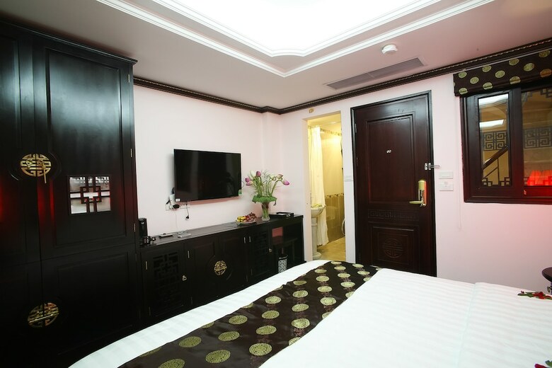 Church Legend Hotel Hanoi