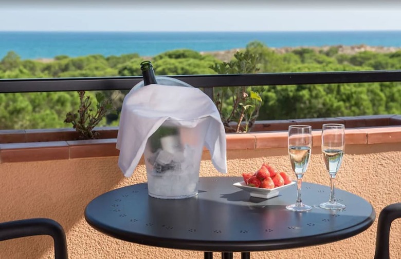 Hotel La Costa Golf & Beach Resort