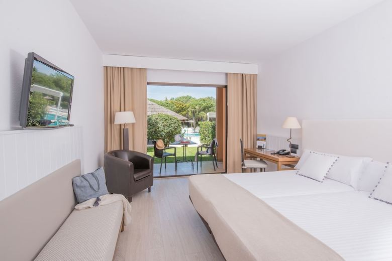 Hotel La Costa Golf & Beach Resort